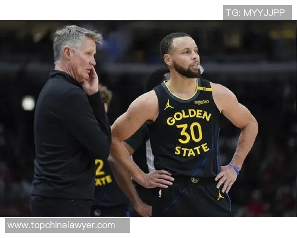 勇士主帅SteveKerr称赞球队表现：我们正朝着总冠军的方向迈进